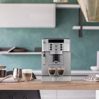 ����� ������ �������� DeLonghi ECAM22.110 �� ����� ������� ������ ����� �����