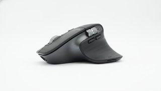 ���� ������ ����� Logitech MX Master 3S �� ����� 8000DPI ������ MagSpeed